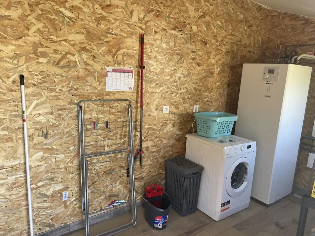 maison totalement rénovée 3 chambres au coeur du village Lézardrieux Francia