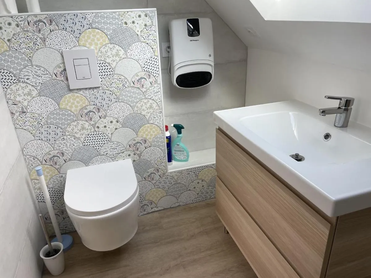 maison totalement rénovée 3 chambres au coeur du village Lézardrieux 0*,
