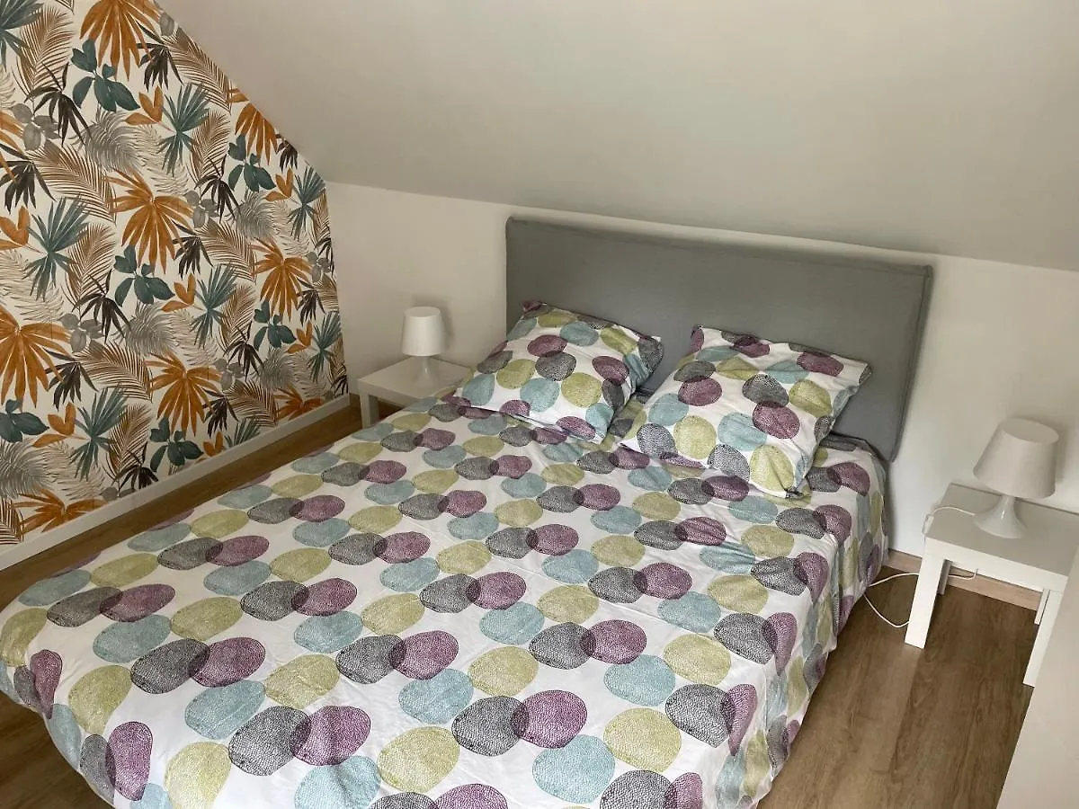 maison totalement rénovée 3 chambres au coeur du village Lézardrieux 0*,  Francia